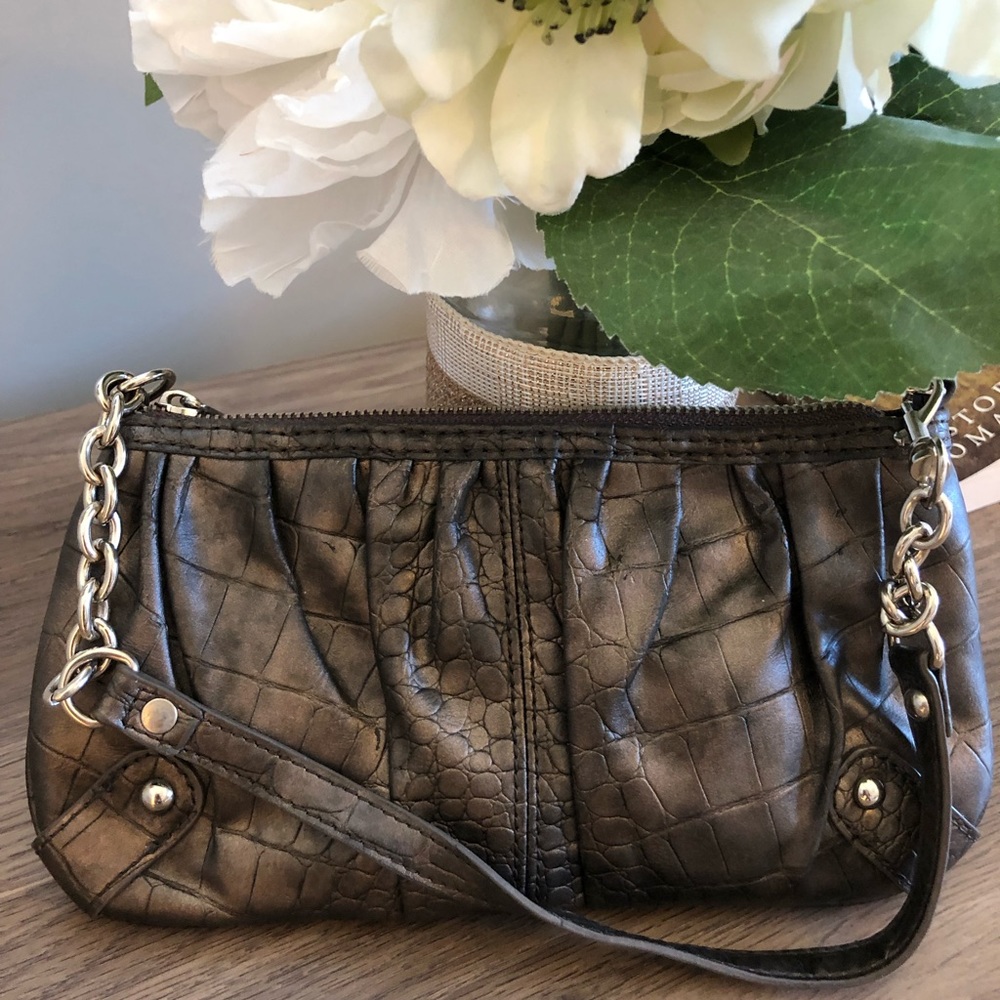 EXPRESS Crocodile Wristlet